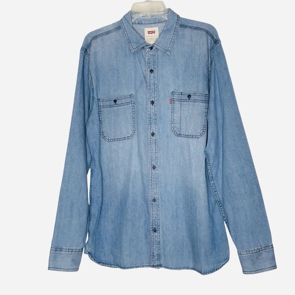 Levi’s Cotton Button Down Light Weight Shirt 2 Pocket Standard Denim Work Shirt - Picture 1 of 10